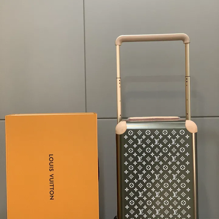 スーパーコピー ルイヴィトン スーツケース