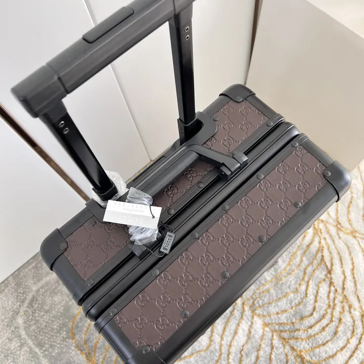 スーパーコピー グッチ スーツケース