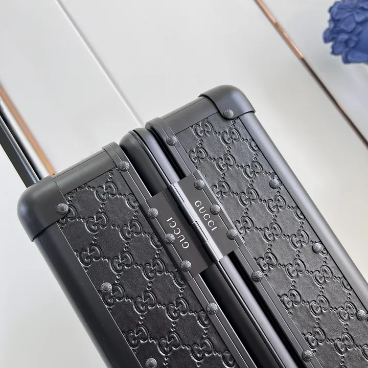 スーパーコピー グッチ スーツケース