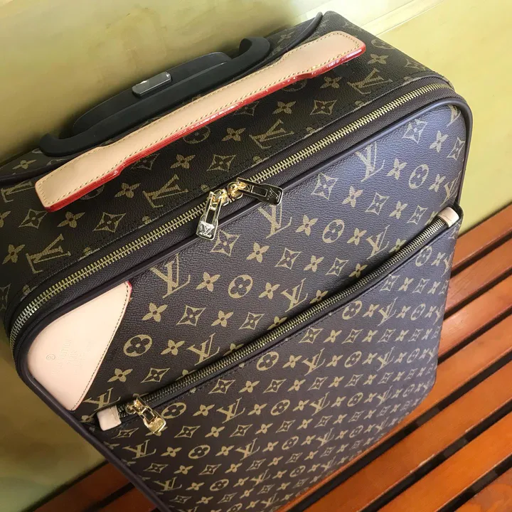 スーパーコピー ルイヴィトン スーツケース