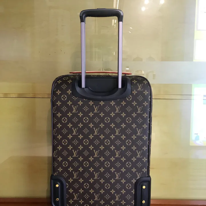 スーパーコピー ルイヴィトン スーツケース