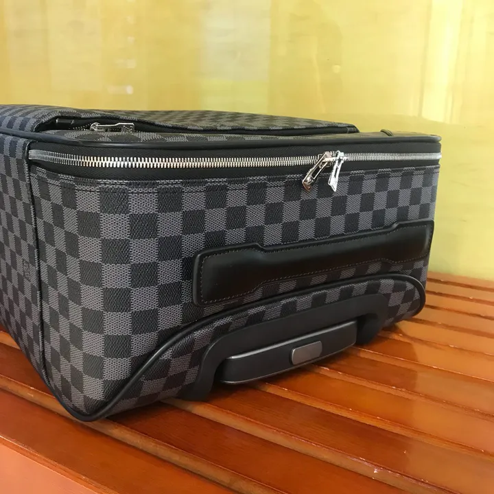 スーパーコピー ルイヴィトン スーツケース