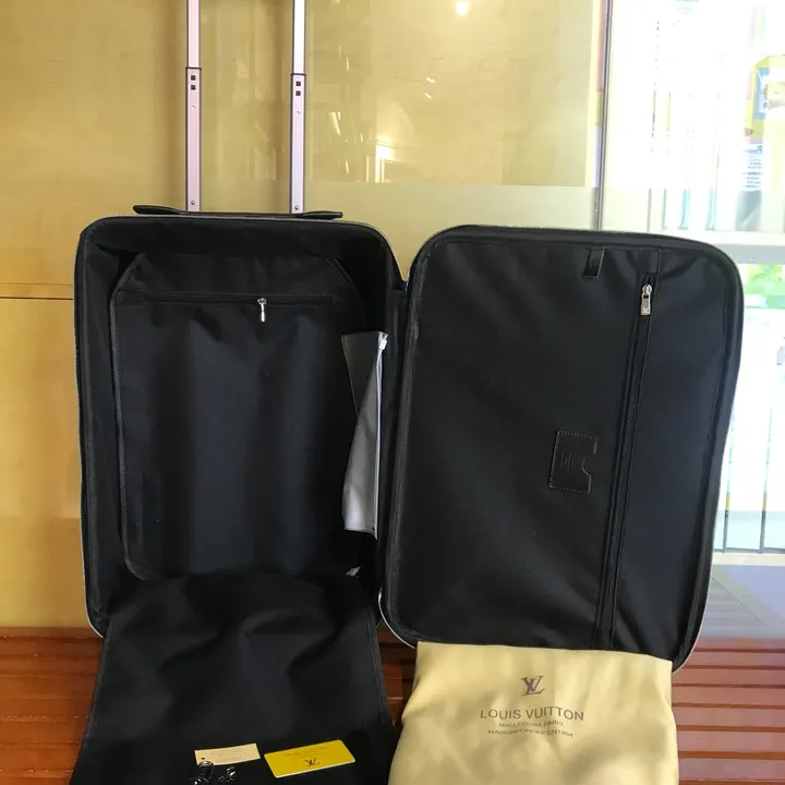 スーパーコピー ルイヴィトン スーツケース