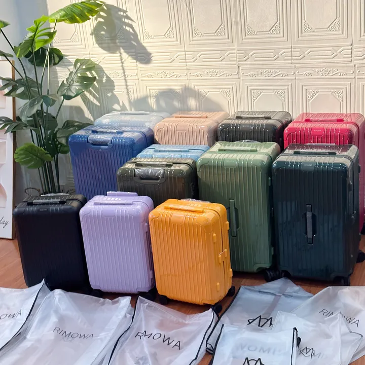 スーパーコピー リモワ スーツケース