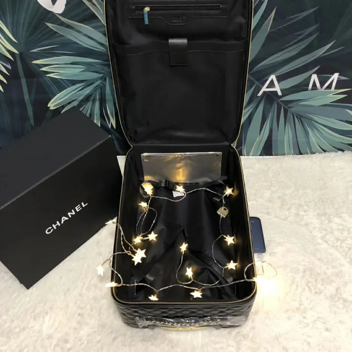 スーパーコピー シャネル スーツケース