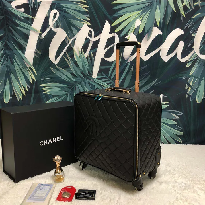 スーパーコピー シャネル スーツケース