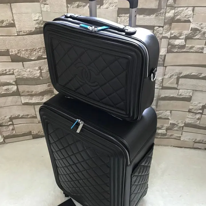 スーパーコピー シャネル スーツケース