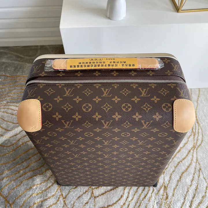 スーパーコピー ルイヴィトン スーツケース