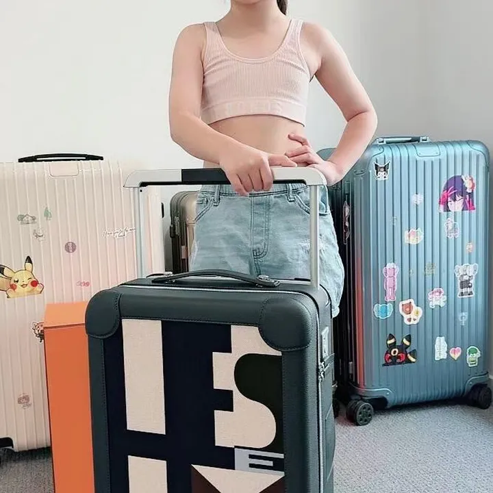 スーパーコピー シャネル スーツケース