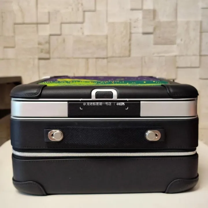 スーパーコピー シャネル スーツケース