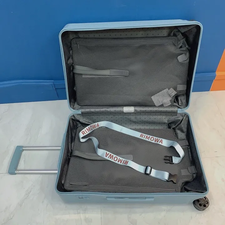 スーパーコピー リモワ スーツケース