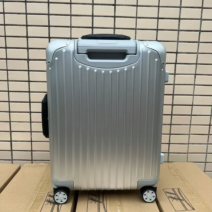 スーパーコピー リモワ スーツケース