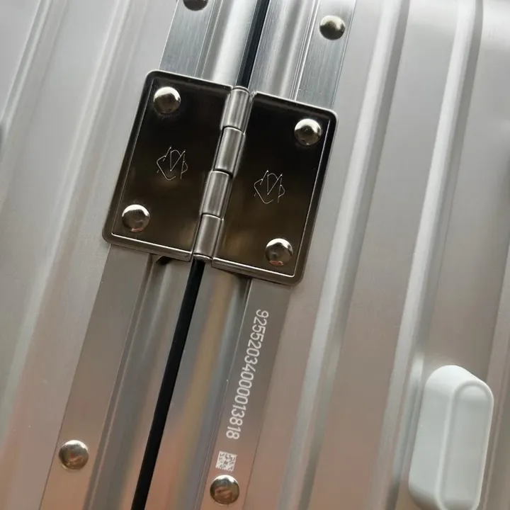 スーパーコピー リモワ スーツケース