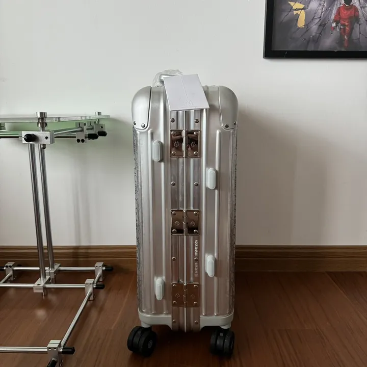 スーパーコピー グッチ スーツケース