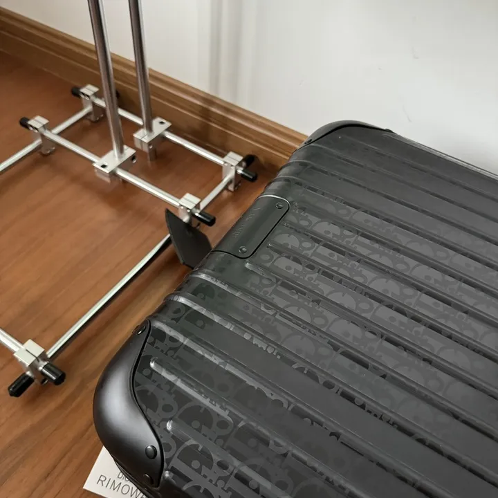 スーパーコピー ディオール スーツケース