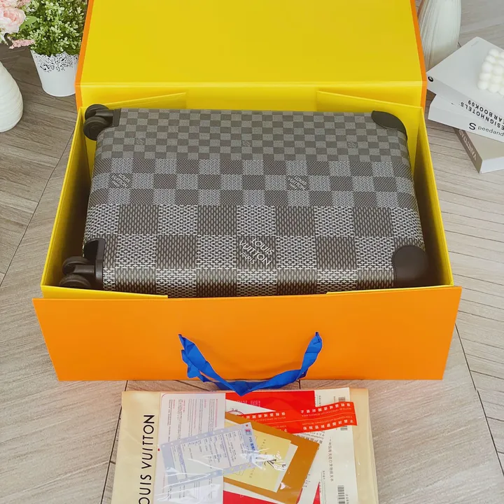 スーパーコピー ルイヴィトン スーツケース