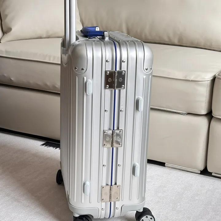 スーパーコピー リモワ スーツケース