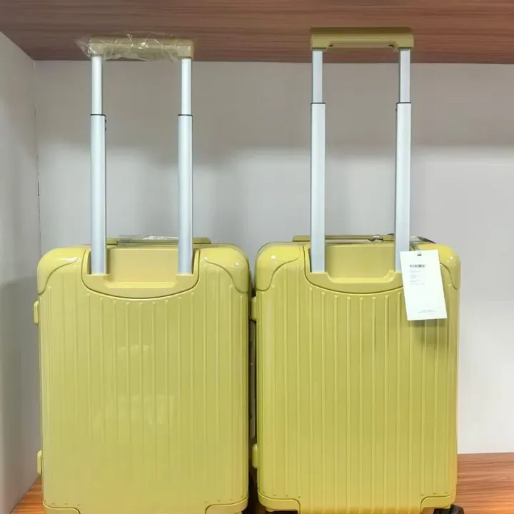 スーパーコピー リモワ スーツケース