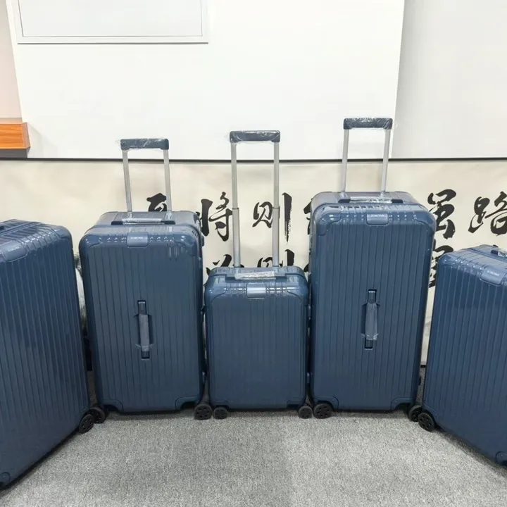 スーパーコピー リモワ スーツケース