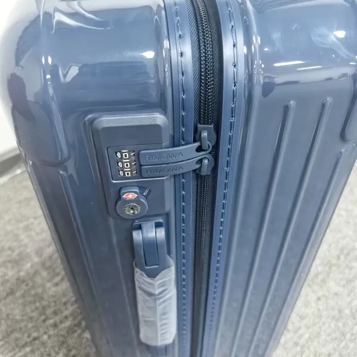 スーパーコピー リモワ スーツケース