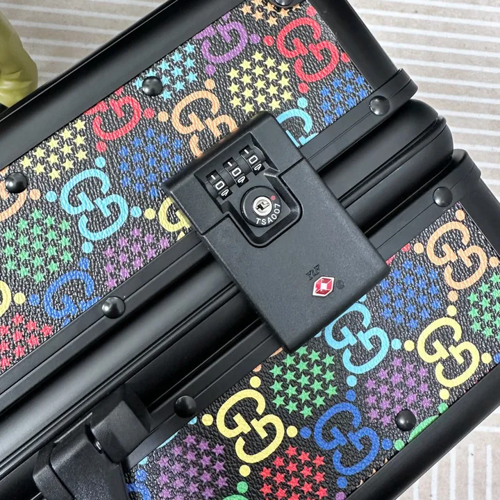 スーパーコピー グッチ スーツケース