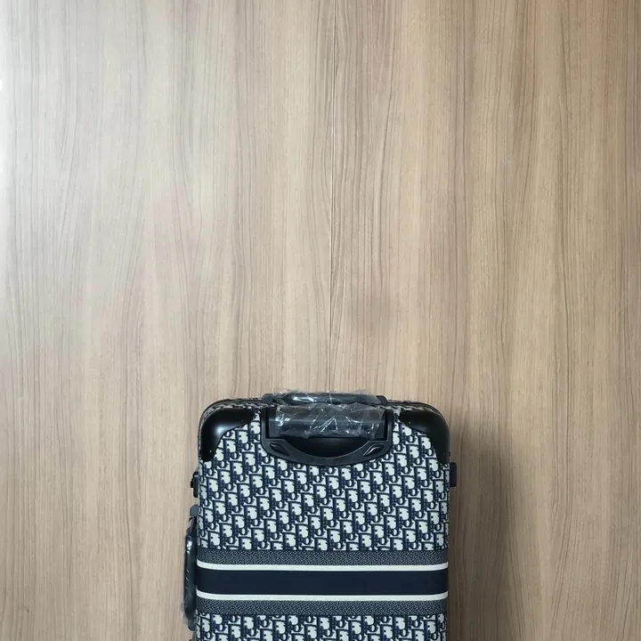 スーパーコピー グッチ スーツケース