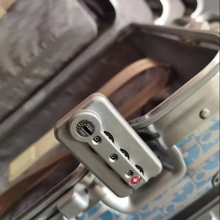 スーパーコピー ディオール スーツケース