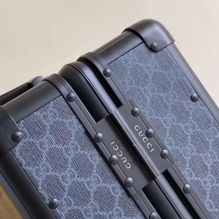 スーパーコピー グッチ スーツケース