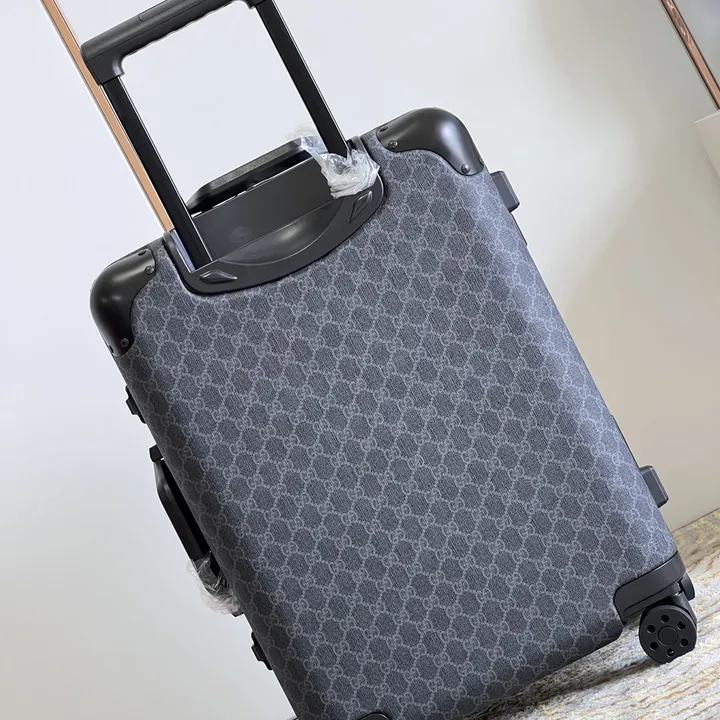 スーパーコピー グッチ スーツケース