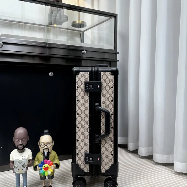 スーパーコピー グッチ スーツケース