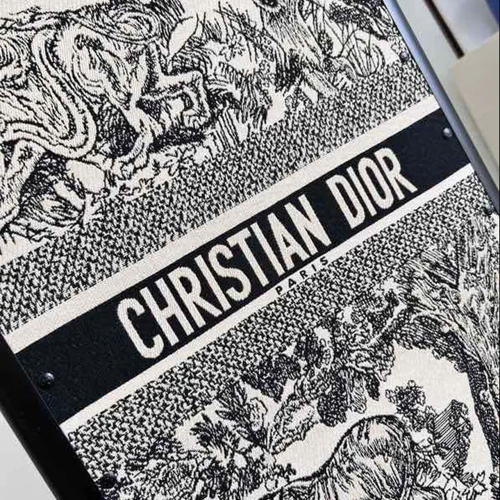 スーパーコピー ディオール スーツケース