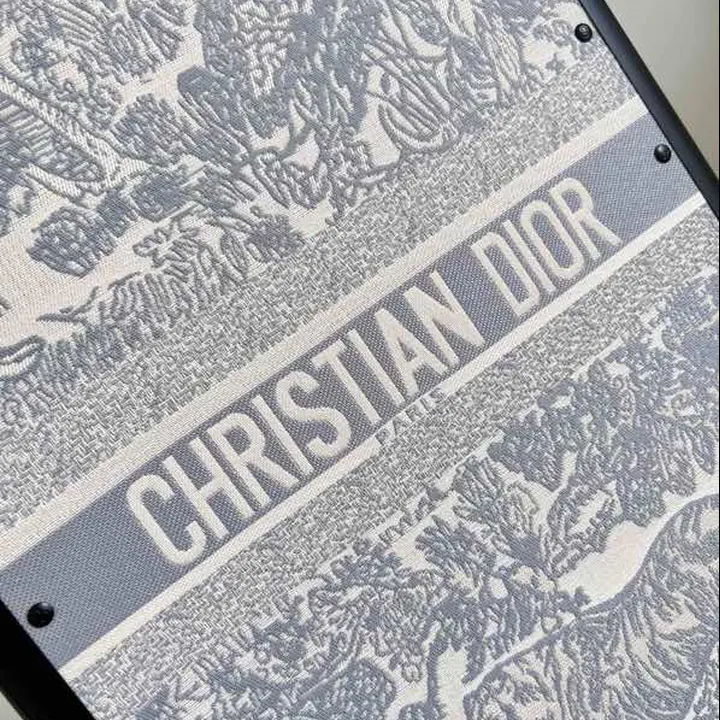 スーパーコピー ディオール スーツケース