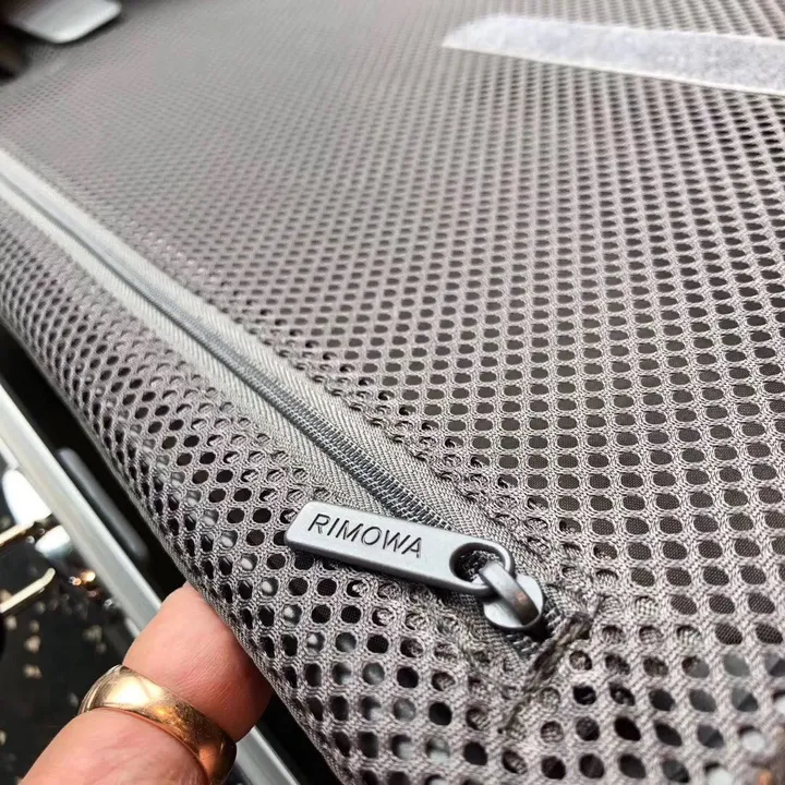 スーパーコピー リモワ スーツケース