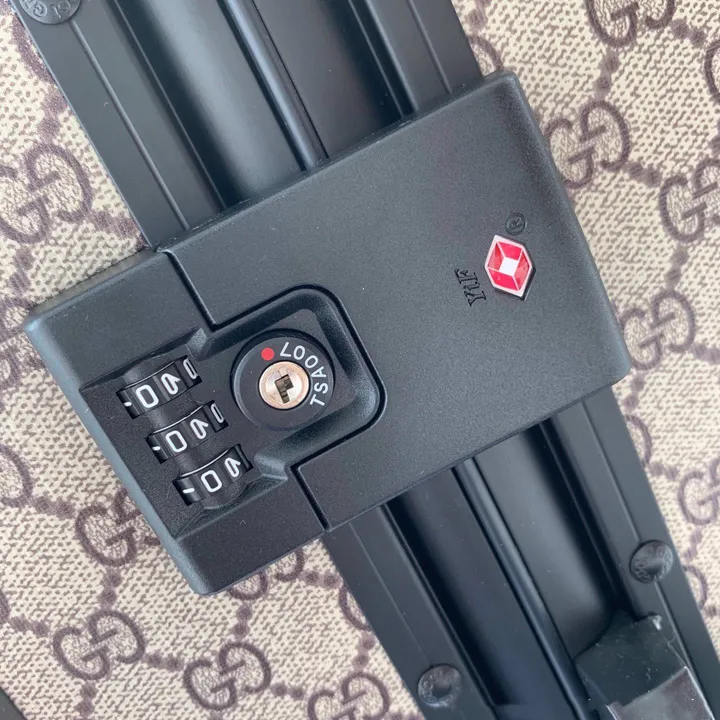 スーパーコピー グッチ スーツケース