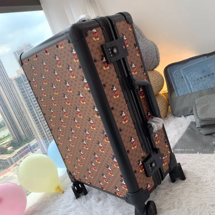 スーパーコピー グッチ スーツケース