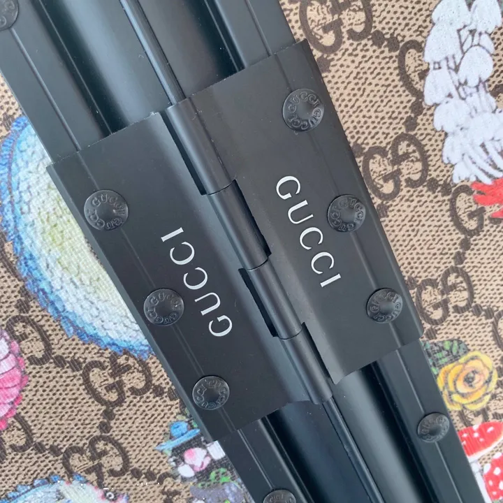スーパーコピー グッチ スーツケース