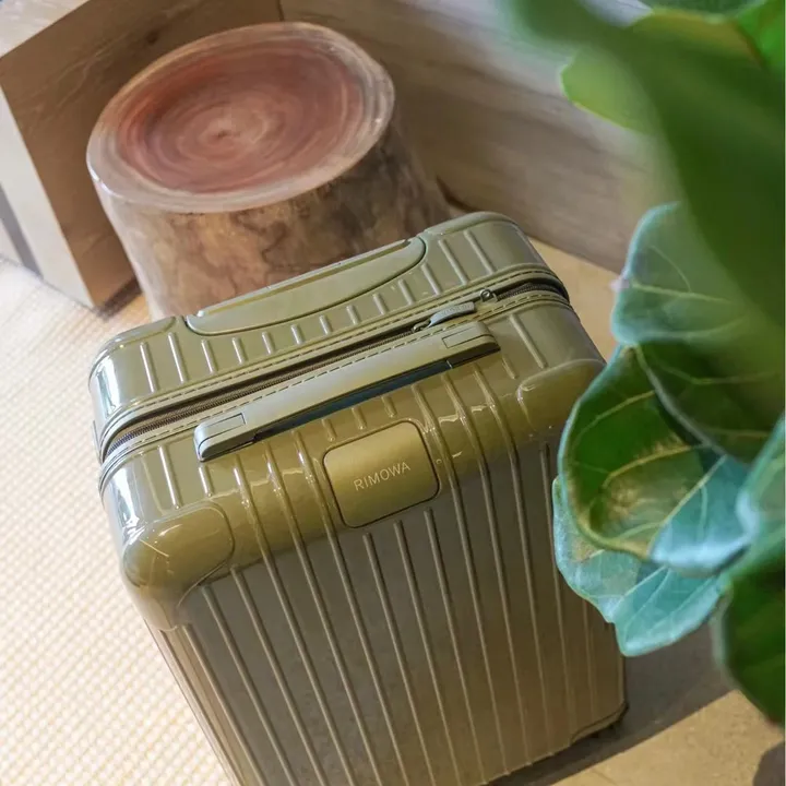 スーパーコピー リモワ スーツケース