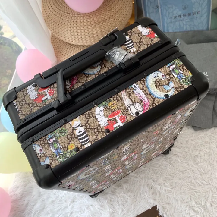 スーパーコピー グッチ スーツケース