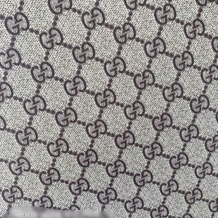 スーパーコピー フェンディ スーツケース