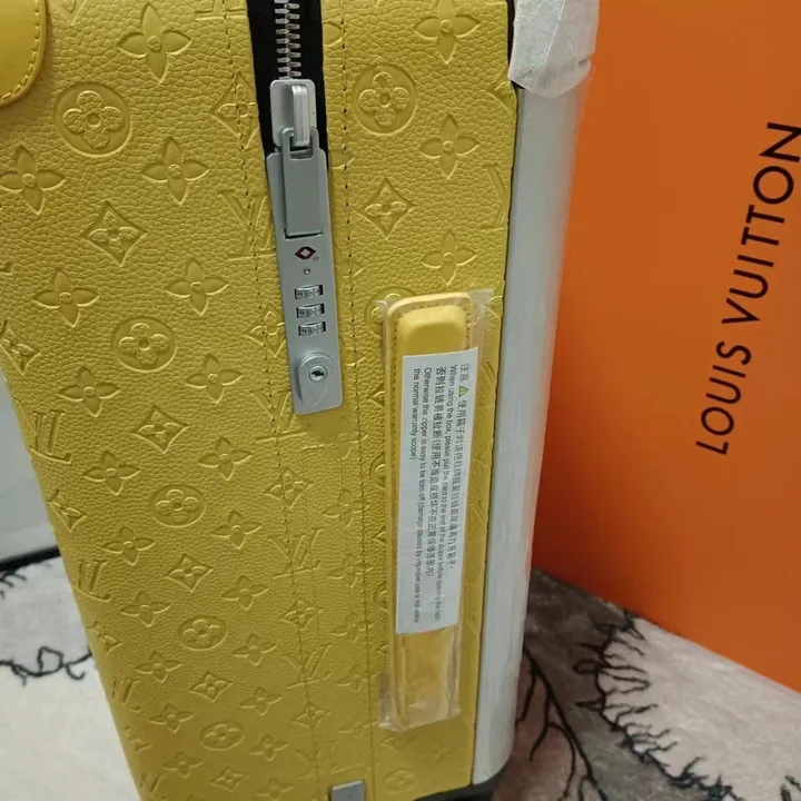 スーパーコピー ルイヴィトン スーツケース