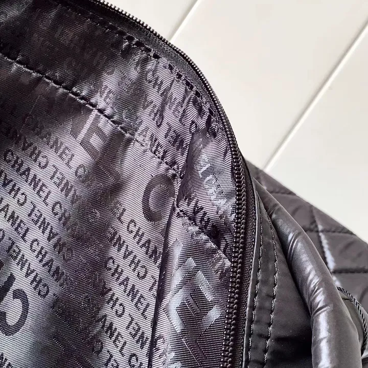 スーパーコピー シャネル スーツケース