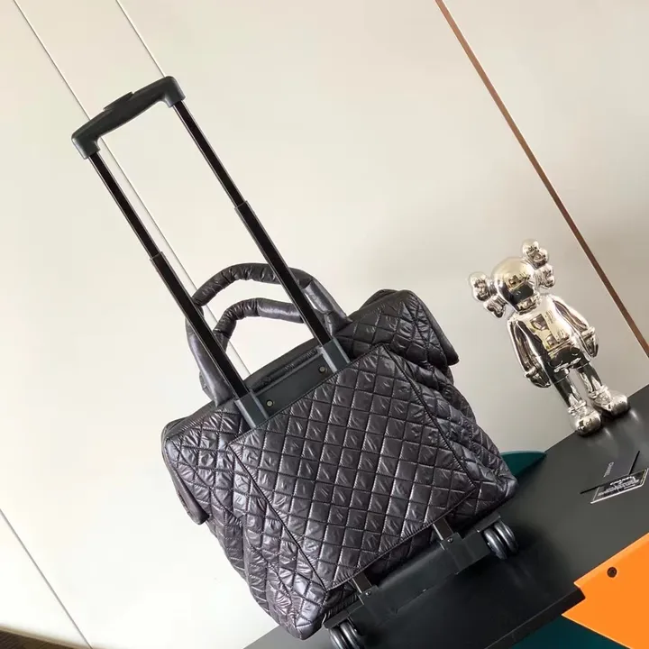 スーパーコピー シャネル スーツケース