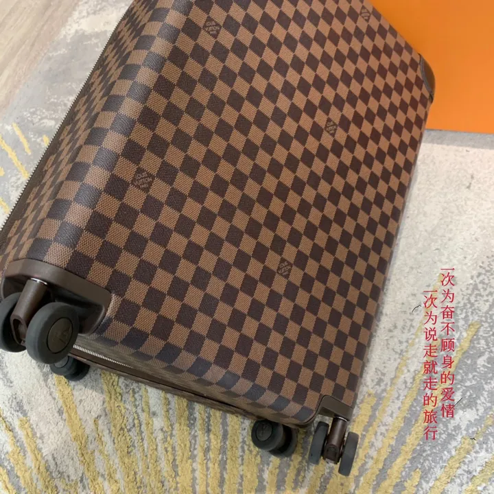 スーパーコピー ルイヴィトン スーツケース