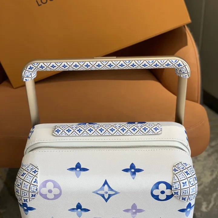 スーパーコピー ルイヴィトン スーツケース