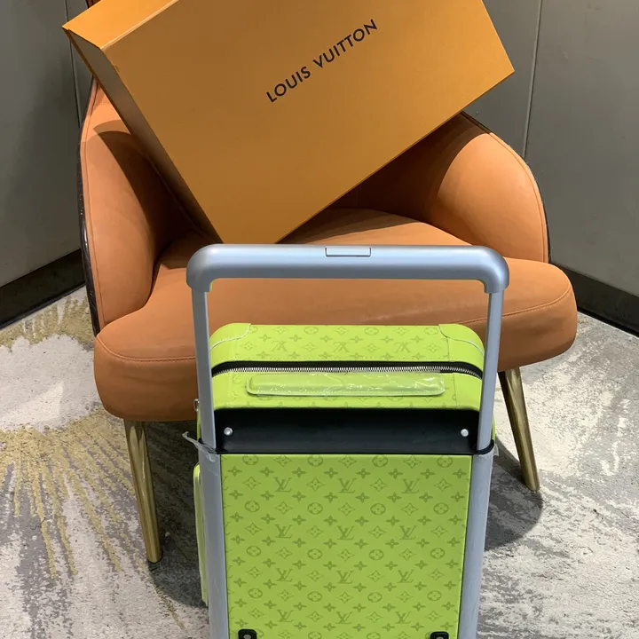 スーパーコピー ルイヴィトン スーツケース