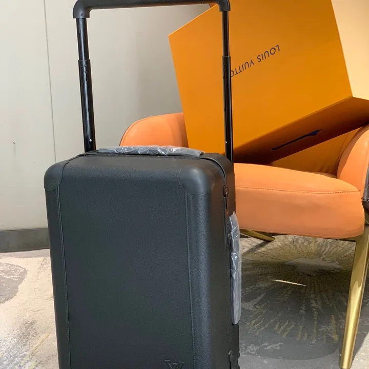 スーパーコピー ルイヴィトン スーツケース