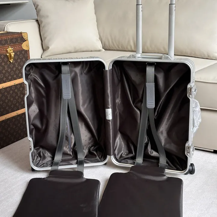 スーパーコピー リモワ スーツケース