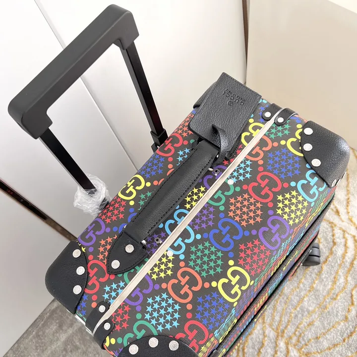 スーパーコピー グッチ スーツケース