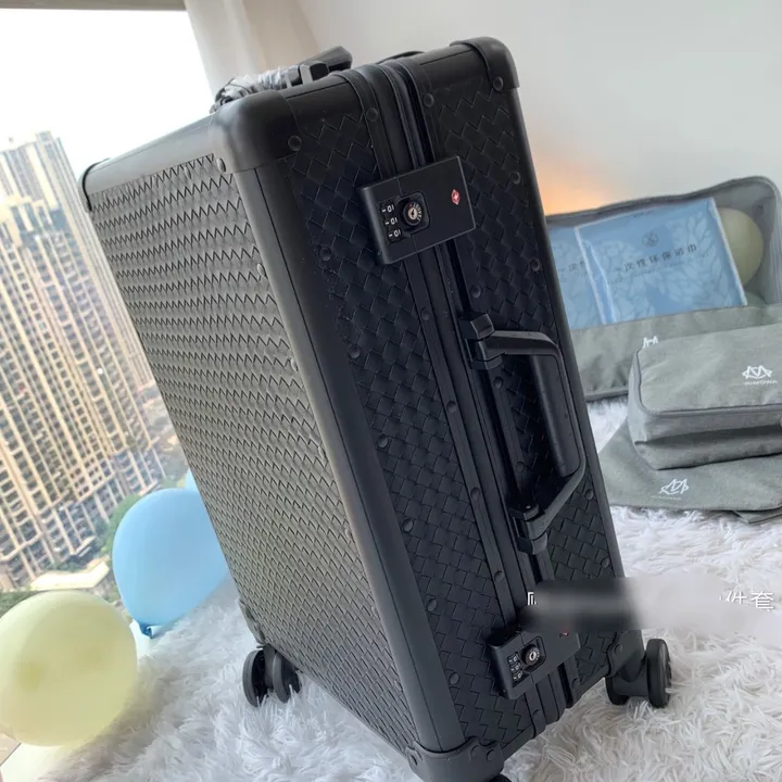 スーパーコピー ボッテガ ヴェネタ スーツケース