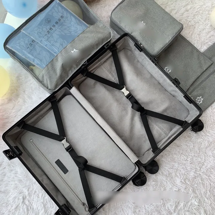 スーパーコピー ボッテガ ヴェネタ スーツケース